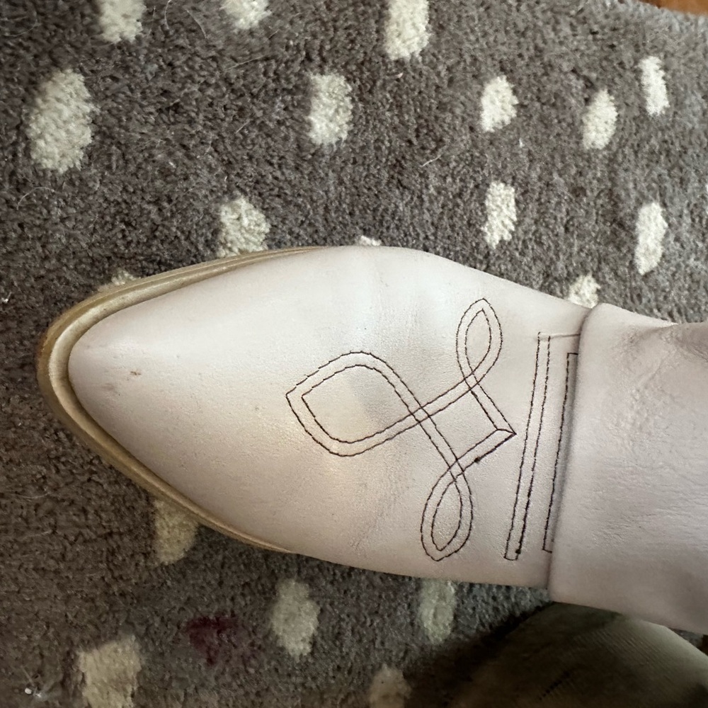 Steve Madden white Lassy cowboy boots 7 - Picture 6 of 11